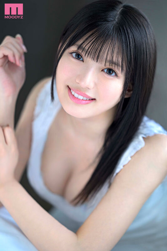 夕月ゆるの巨乳