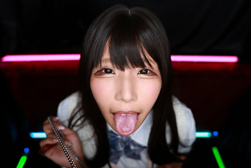 乙アリスの黒髪制服コスプレ