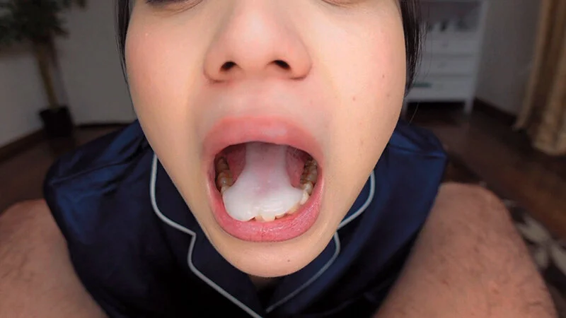 激かわ美女の濃厚ザーメン口内射精ごっくん精飲